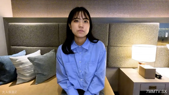 fc2-ppv-4692938-AOI(19)她什麼都不知道,但是她確實需要錢,所以她出現了。她給了第一個口交,並用